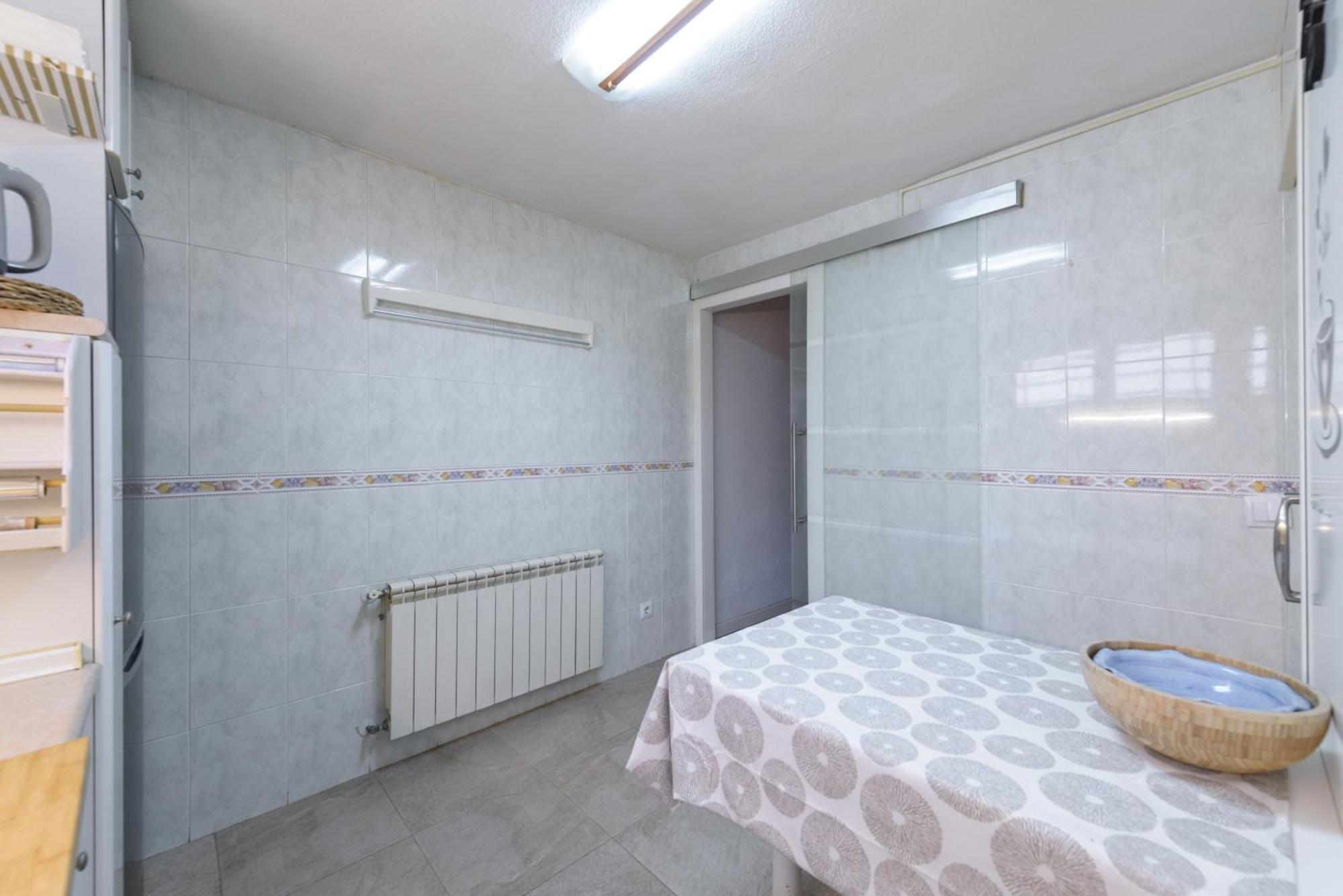 Sabadell Calle, Casa Familiar De 3 Dormitorios Con Terraza Junto Metro Fuencarral Madrid Esterno foto